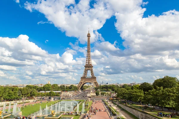 Eiffel torony Párizsban, Franciaországban — Stock Fotó