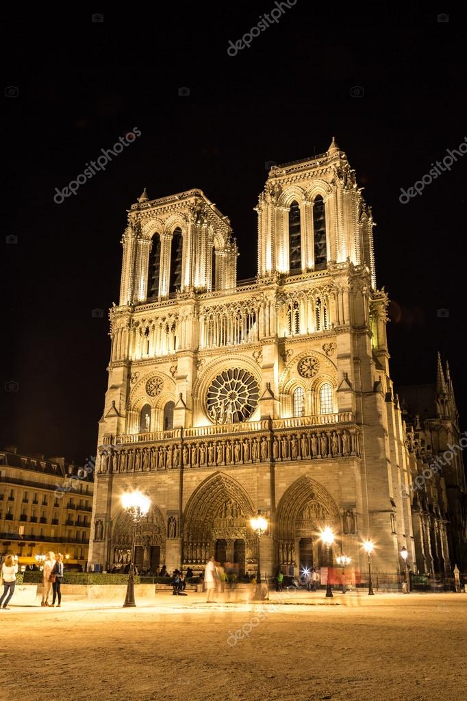 Собор Парижской Богоматери Ночью Стоковое Фото ©bloodua 75573217