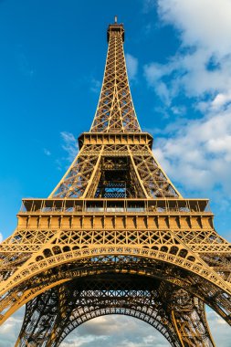 Paris 'teki Eyfel Kulesi