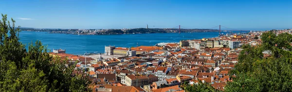 Lizbon panoramik havadan görünümü — Stok fotoğraf