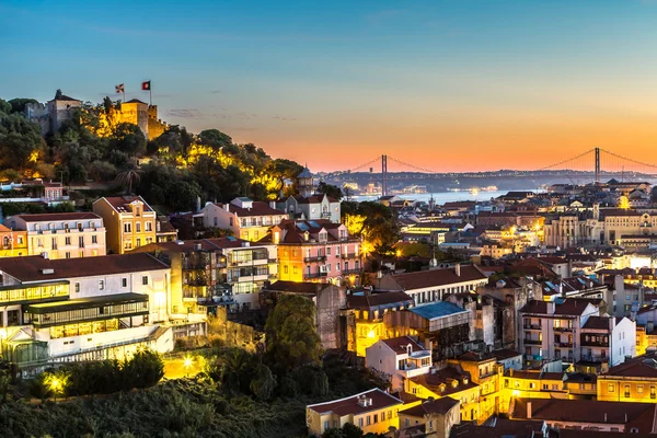 Vista aerea di Lisbona di notte — Foto Stock