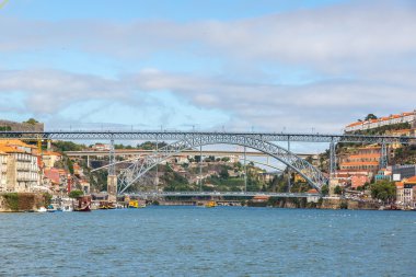 Porto 'daki Dom Luis Köprüsü