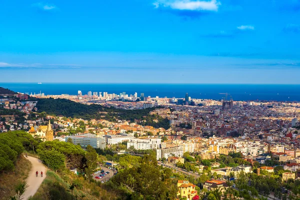 Vista de Barcelona desde el Parque Güell — Foto de Stock