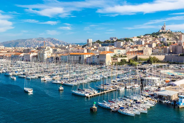 Notre Dame de la Garde e porto em Marselha — Fotografia de Stock