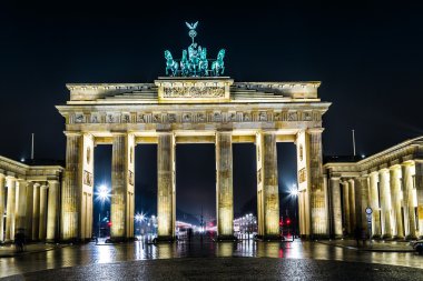 Brandenburg Kapısı Berlin - Almanya