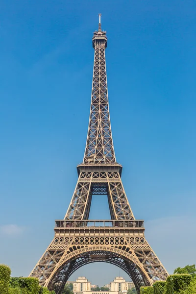 Eiffel tower in Paris — Stock Photo, Image