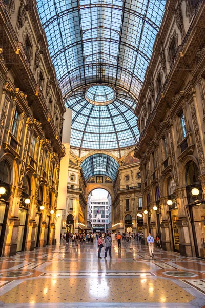 Galleria Vittorio Emanuele II a Milano — Foto Stock