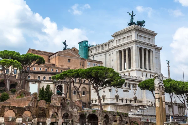 Oude ruïnes van Forum in Rome — Stockfoto