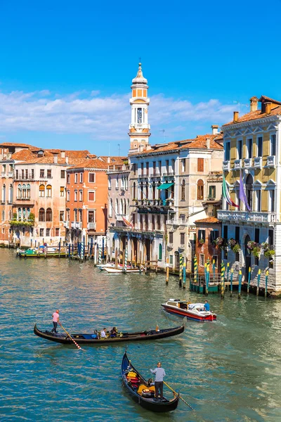 Gondel auf canal grande in venedig — Stockfoto