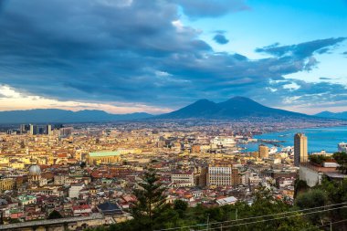 Napoli ve İtalya Vezüv Yanardağı