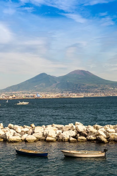 Monte Vesubio en Nápoles, Italia — Foto de Stock