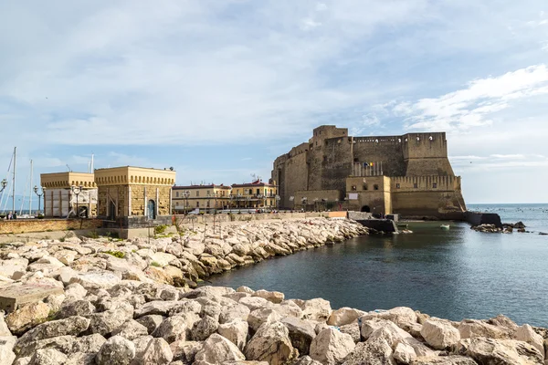 Castel dell 'Ovo en Nápoles, Italia —  Fotos de Stock