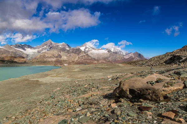 Paisaje montañoso de los Alpes — Foto de Stock