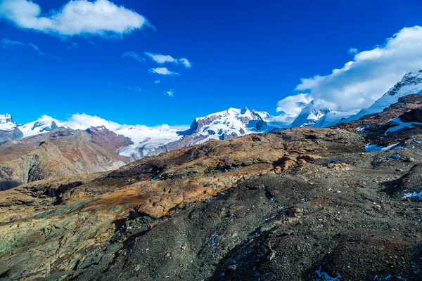 Paisaje montañoso de los Alpes —  Fotos de Stock