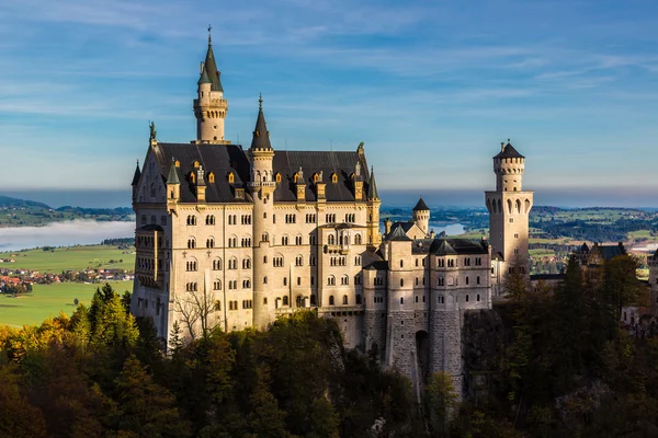 Zamek Neuschwanstein w Niemczech — Zdjęcie stockowe