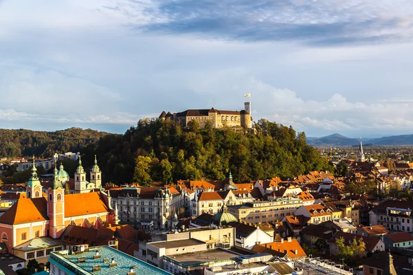 Letecký pohled na hrad Lublaně — Stock fotografie