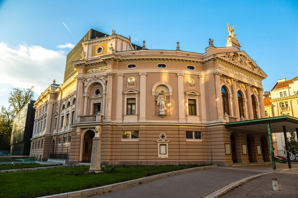 Театр оперы и балета в Любляне
