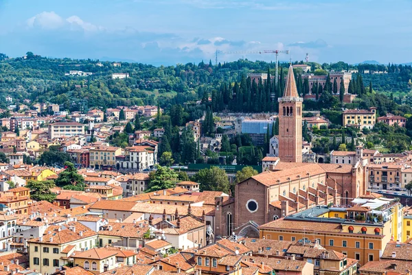 Widok z lotu ptaka na Weronę, Włochy — Zdjęcie stockowe
