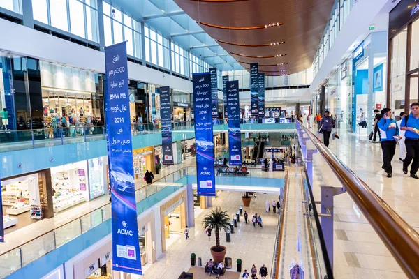 Vista interior do Dubai Mall — Fotografia de Stock