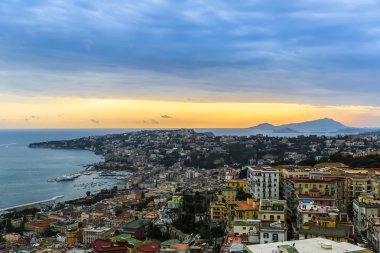 Napoli İtalya üzerinden günbatımı
