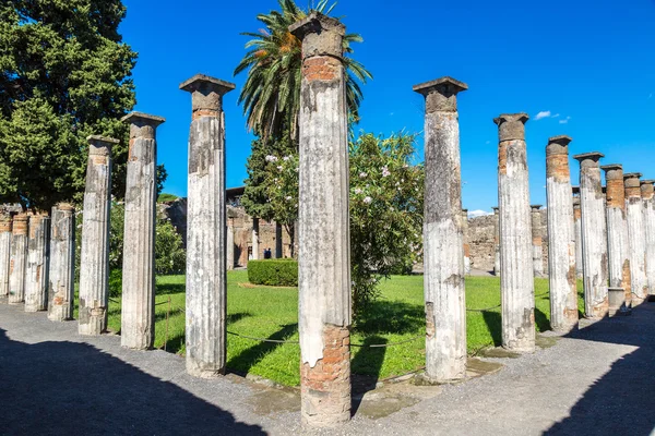 Pompeia cidade destruída em 79BC — Fotografia de Stock