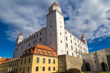 Bratislava, Slovakya 'daki ortaçağ kalesi