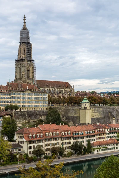 Katedrála v Bernu a Berner Munster — Stock fotografie