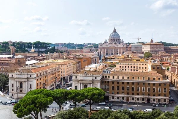 Basilica of St. Peter in Vatican — Stock Photo, Image