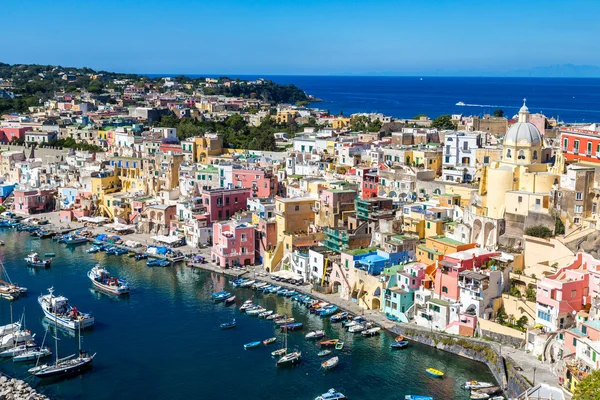 Остров Прочида в Италии — стоковое фото
