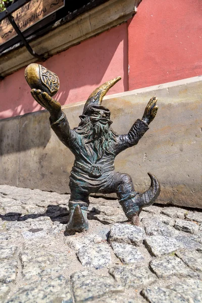 Escultura de gnomo en Wroclaw , — Foto de Stock