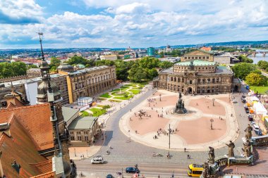 Semper opera binası Dresden