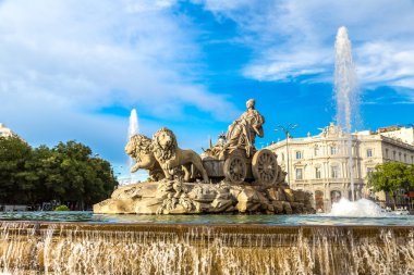 Madrid'da Cibeles Çeşmesi