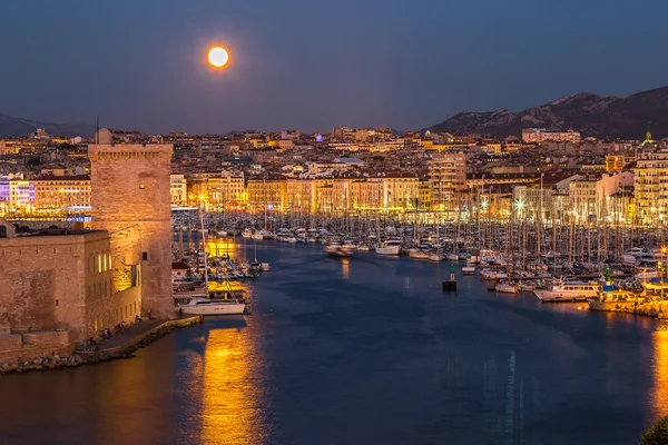 Castillo y puerto de Saint Jean en Marsella — Foto de Stock