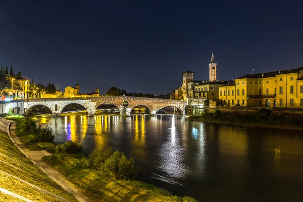 Köprü Verona, İtalya,