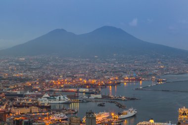 Napoli (Naples) ve Vezüv Yanardağı