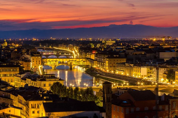 Ponte Vecchio en Florencia — Foto de Stock