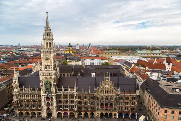 Vue aérienne sur la mairie de Marienplatz — Photo