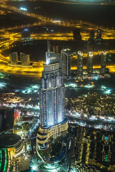 地址在迪拜酒店夜 — 图库照片