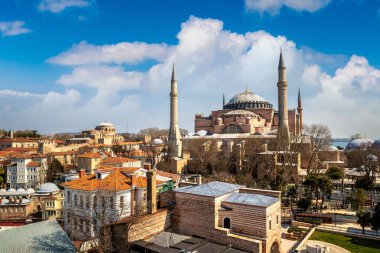 Ayasofya 'nın güneşli bir günde İstanbul, Türkiye' deki panoramik hava manzarası
