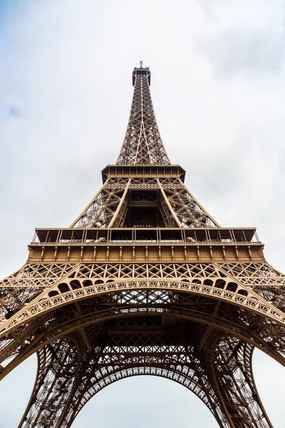EIFFEL TOWER ในปารีส — ภาพถ่ายสต็อก
