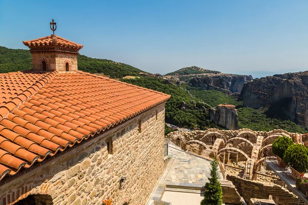 Uitzicht vanaf balkon van het klooster in Meteora — Stockfoto