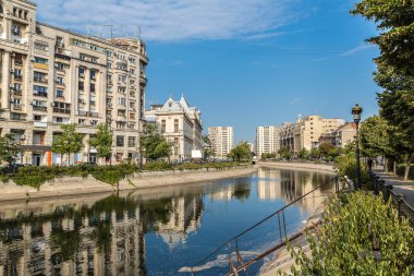 Bükreş 'teki Dambovita Nehri
