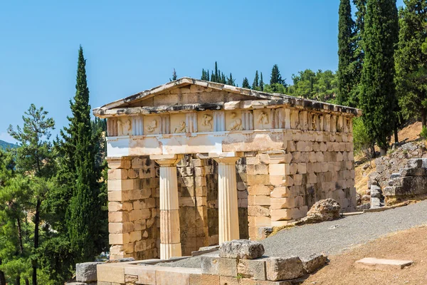 在 Delphi 的雅典财政部 — 图库照片