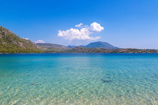 Jezera Vouliagmeni, Řecko — Stock fotografie