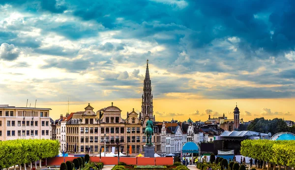 Panorama di Bruxelles in giorno d'estate — Foto Stock