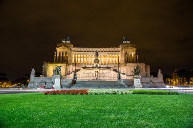 Emmanuel II anıtı Roma