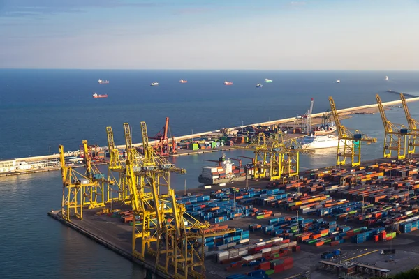 Vista panorámica del puerto de Barcelona — Foto de Stock