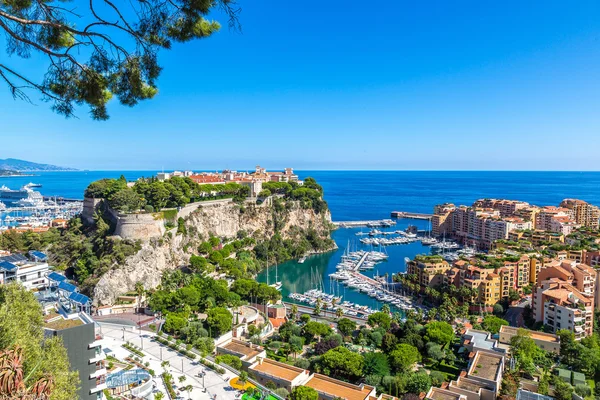 Palácio do príncipe em Monte Carlo, Mônaco — Fotografia de Stock