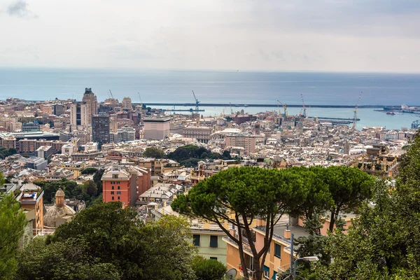 Puerto de Génova en Italia — Foto de Stock