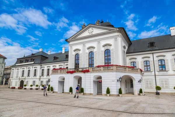 Grassalkovichov slottet i bratislava — Stockfoto